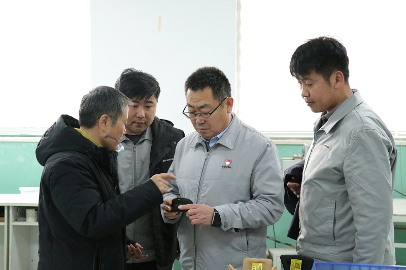 國內著名集團蒞臨百華鞋業，攜手打造合作新篇章！