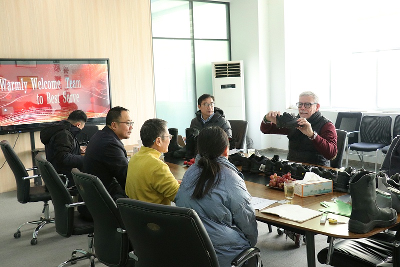 國外客戶來訪，共謀合作新篇章