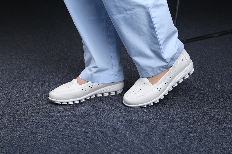 百華鞋業-護士鞋