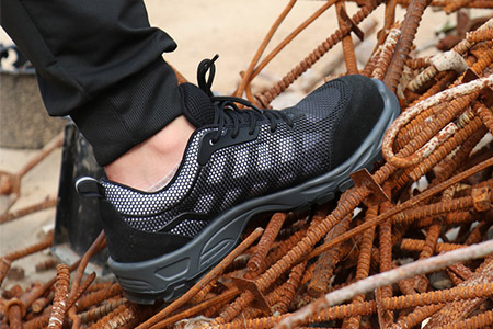 百華鞋業-防刺穿勞保鞋